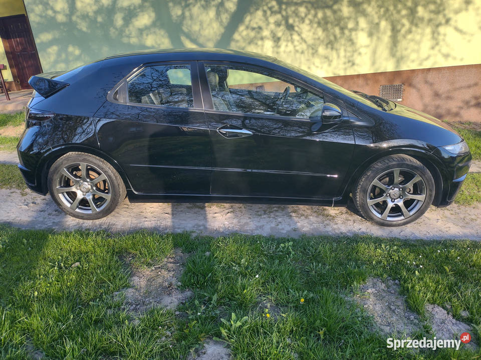 Honda Civic 8 UFO 2010r 18 140 benzynaLPG wersja Wojsławice