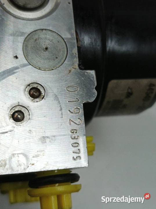 POMPA ABS 445400D020 895410D100 Toyota Yaris III