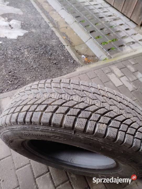 Opony zimowe 21570 r16 Straszydle