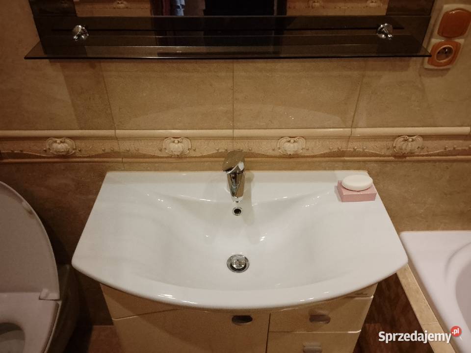 Wynajmę ciche mieszkanie 54m Jasło Ujejskiego 1 sprzedam