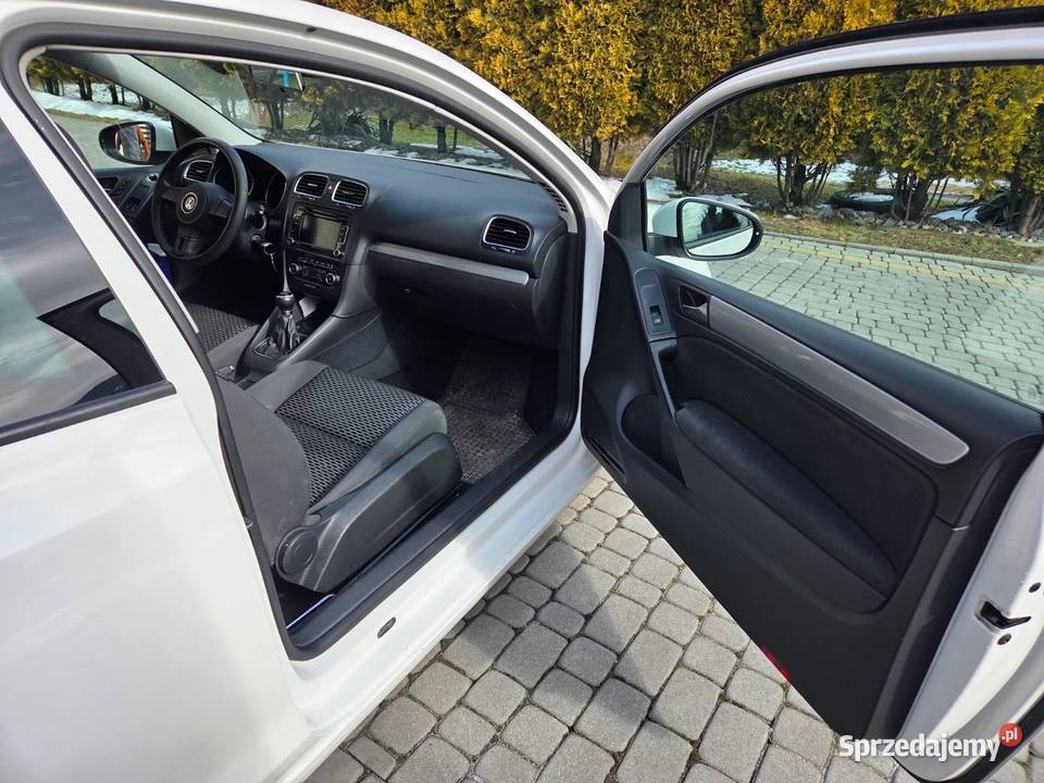 VolkswagenGolfVI manualna Trzciana