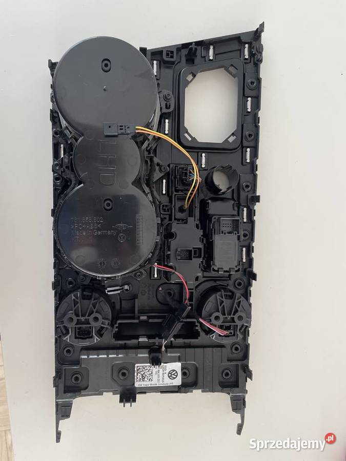 Panel konsola sterowania VW TOUAREG III 20r Darłowo
