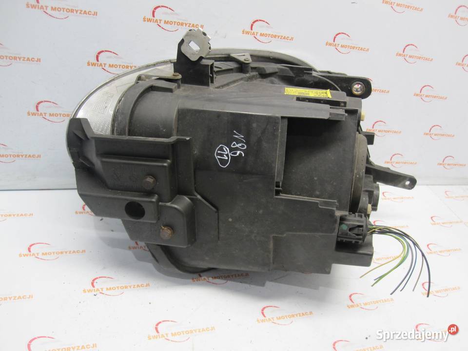 ALFA ROMEO MITO 10r lampa prawa przód 89101865 Kielce