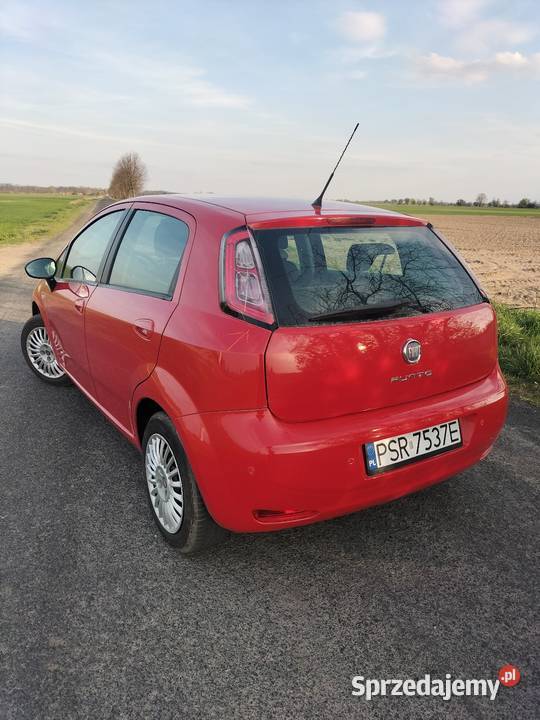 Fiat Punto Evo 12 benzyna 5 Drzwi 2012 r radio Środa Wielkopolska