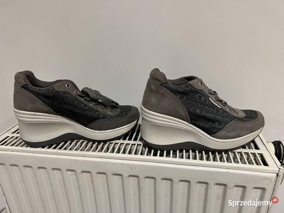 Buty Nowa Dzierzążnia