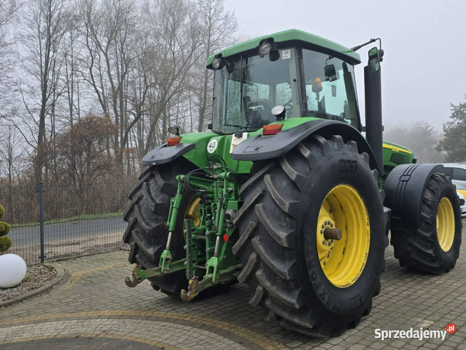 ciągniki John Deere 8220 John Deere 8220 2006 Skępe