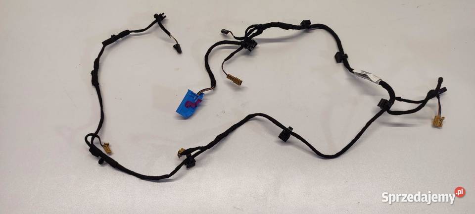 AUDI Q3 8U WIĄZKA DRZWI PRZÓD 8U0971036R osobowe dolnośląskie