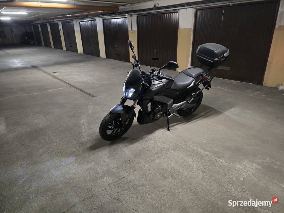 Bajaj Dominar 400 Czarny super stan akcesoria Tarnów