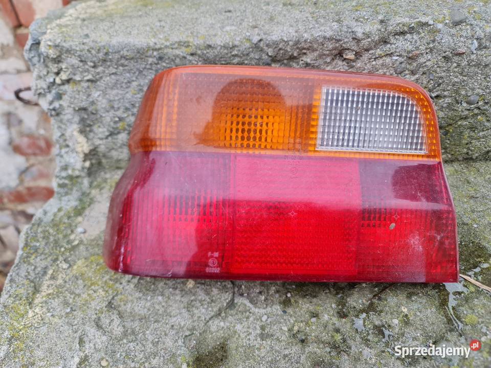 Ford escort lampa lewy tył Oświetlenie śląskie