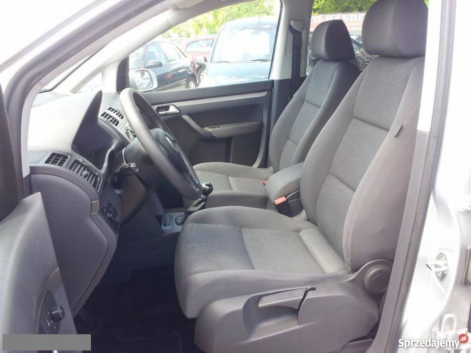 Na sprzedaż Volkswagen Touran srebrny 160000km Krzywizna