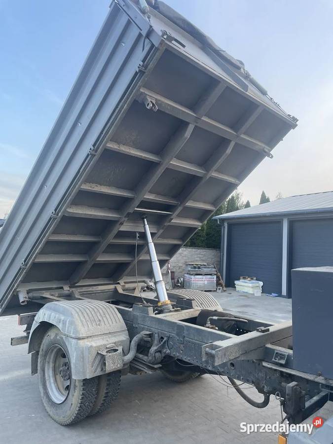 Mercedes Atego 3stronna wywrotka zarejestrowany Radom sprzedam