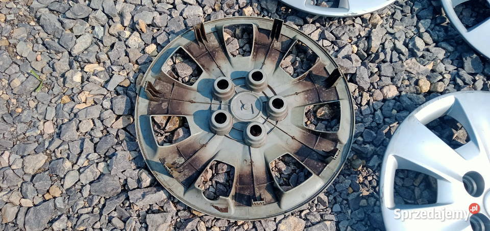 KOŁPAKI ORYGINALNE HYUNDAI I30 15 PRZYKRĘCANE małopolskie