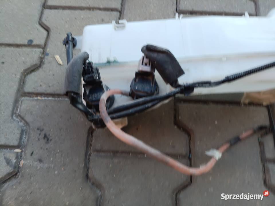 Suzuki Ignis III 17 pompka spryskiwacza Krosno