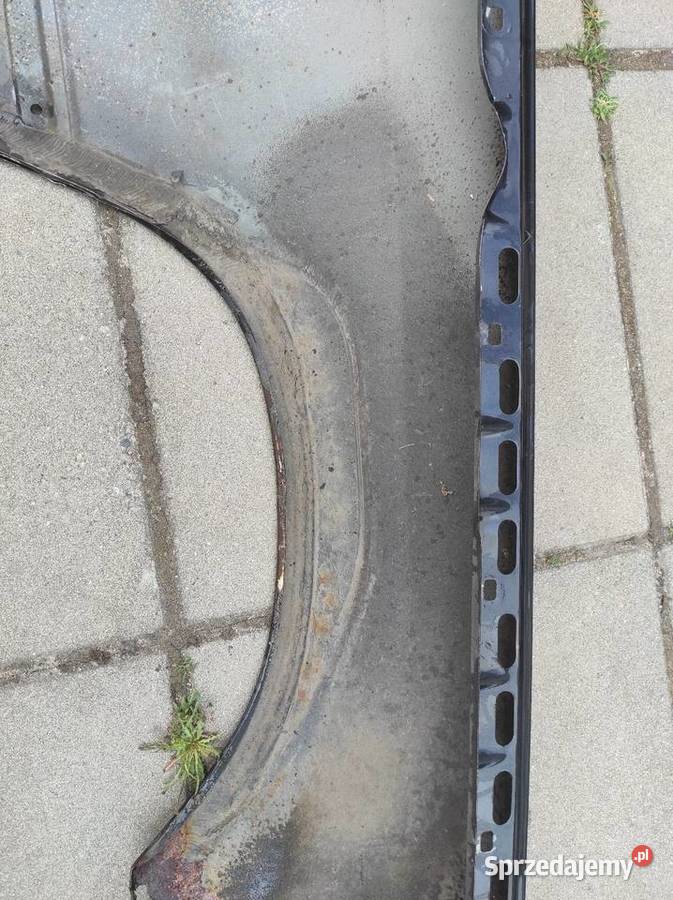 W 124 błotnik przedni lewy Rzgów