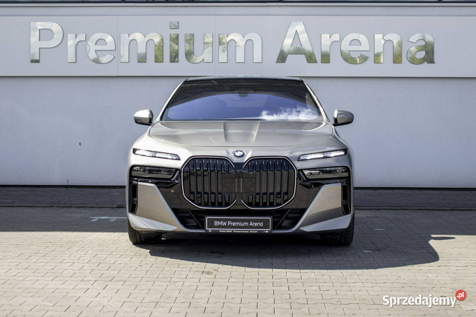 BMW 740 BMW 740d xDrive Limuzyna Demo Koła bluetooth łódzkie Łódź