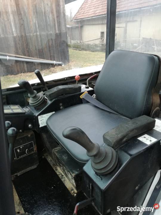 Minikoparka mini koparka Bobcat 325 28t 2001r Królówka