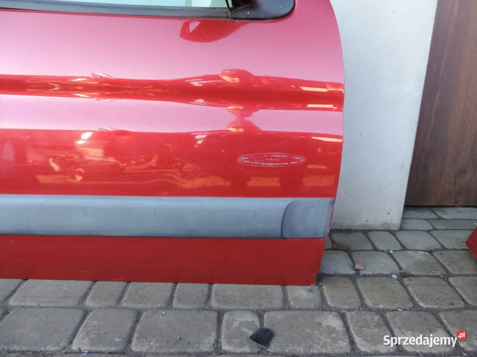PEUGEOT PARTNER 1 DRZWI PRAWE PRZEDNIE EKQD Nowy Sącz sprzedam