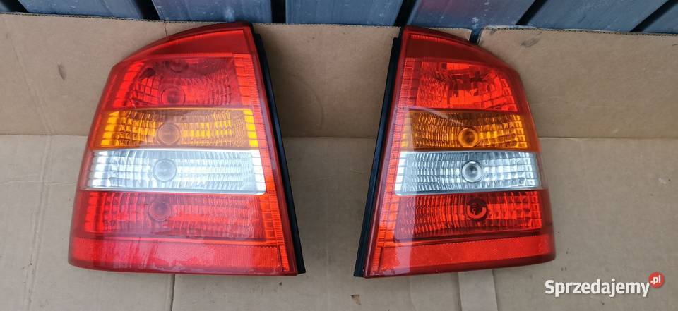 Lampy tylne L i P Opel Astra II G HB komplet Szczytno