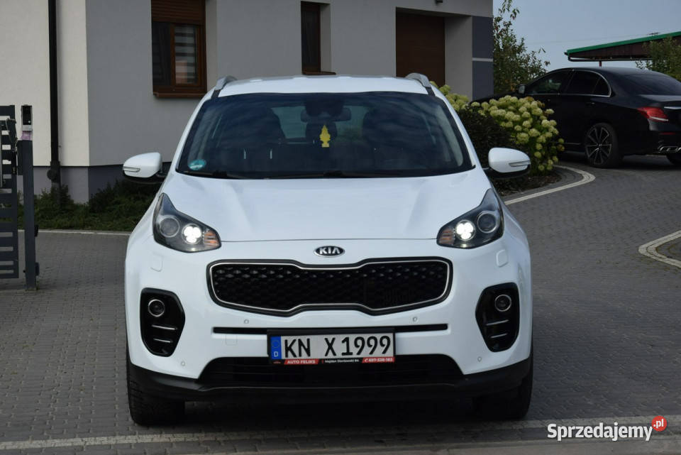 Kia Sportage 20CRDI 4x4 Automat 97 Oryginał garażowany Majdan Sieniawski sprzedam