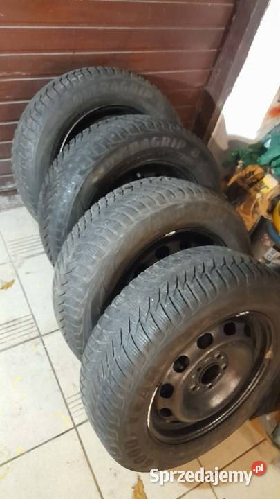 Koła zimowe Goodyear 1956515 Felgi 5x108 Ford Podkowa Leśna sprzedam