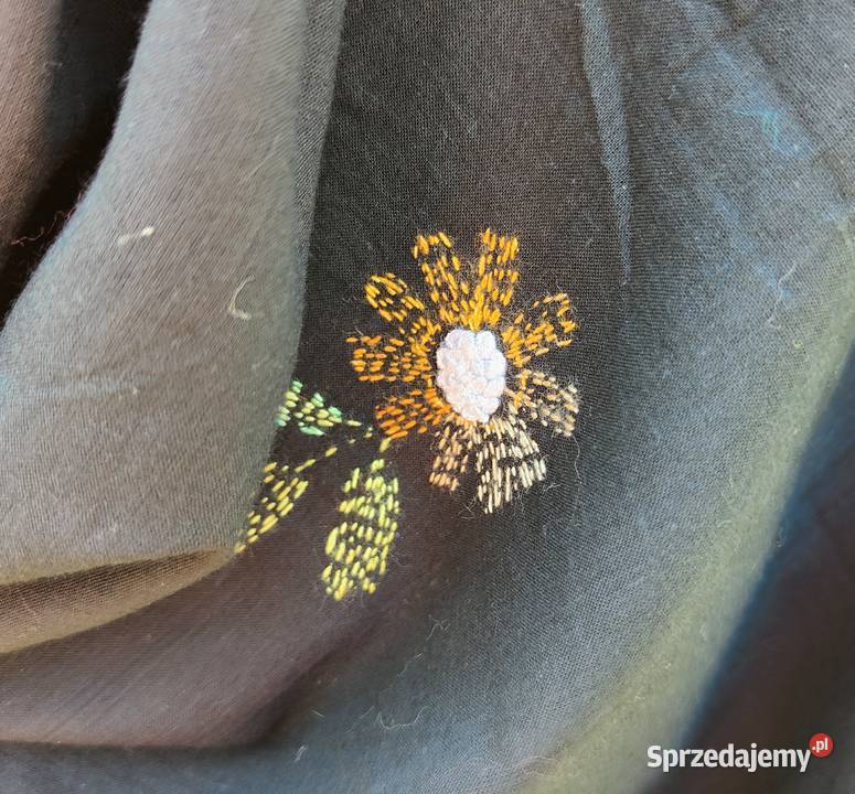 Duża chusta szal dupatta haftowana czarna Dla kobiet