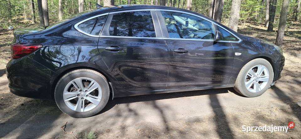 Opel Astra Notchback 16 Turbo 170 Automat 2014 r mazowieckie Pruszków