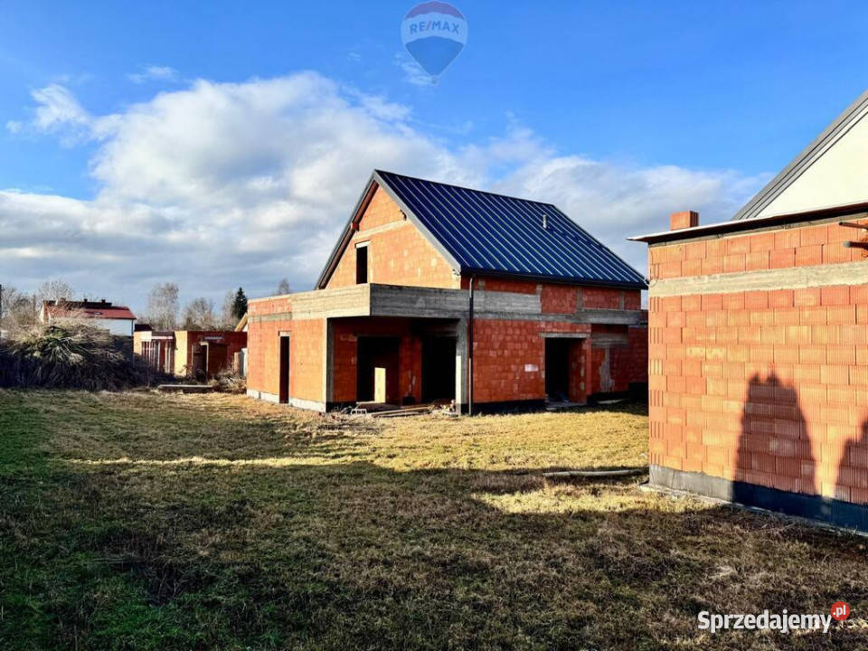 Nowoczesny dom z garażem Czarków gm Pszczyna