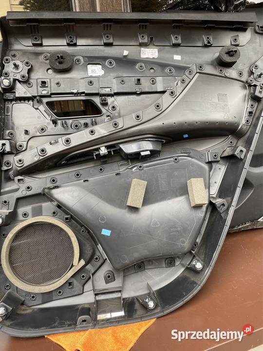 Peugeot 5008 komplet boczków drzwiowych Częstochowa