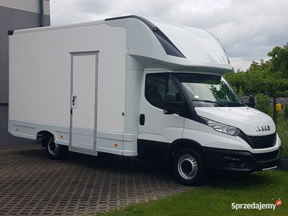 Iveco Daily KONTENER NISKOPODŁOGOWY 443x223x242 garażowany