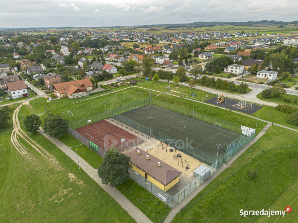 Dom bliźniak Różyny 150m2