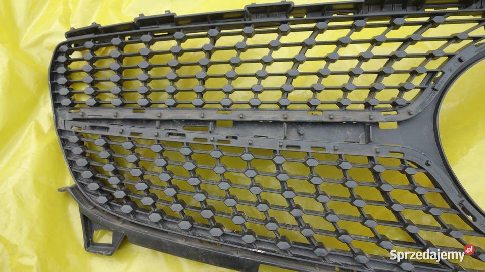 ATRAPA GRILL MERCEDES W176 LIFT AMG A1768881760 Karoseria śląskie Ruda Śląska