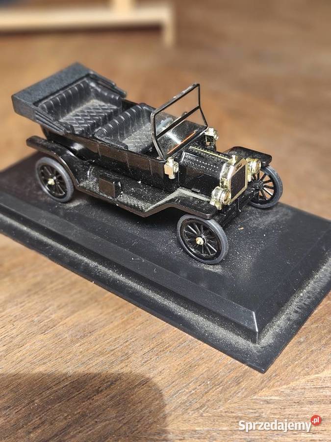Model samochodu Ford T4 Poznań
