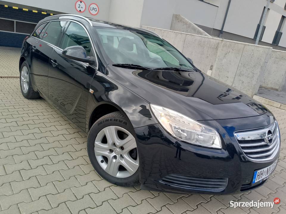 Opel Insignia Sports Tourer lakier metallic