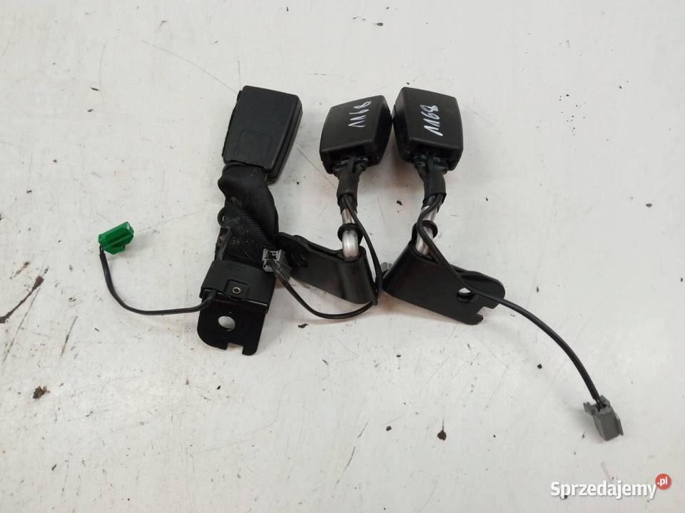 ZAPINKA PASA BEZPIECZEŃSTWA TYŁ KANAPY KPL