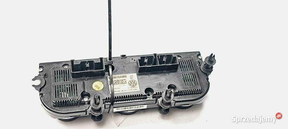 PANEL KLIMATYZACJI VOLKSWAGEN PASSAT B8 Lipno
