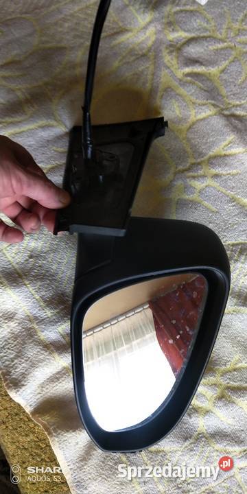 Toyota Yaris III lusterko zewnętrzne prawe Motoryzacja