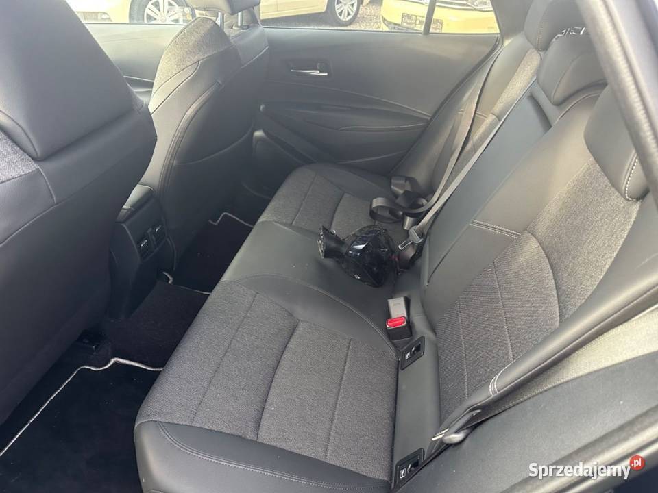 Toyota Corolla TS 18 Hybrid Legnica sprzedam