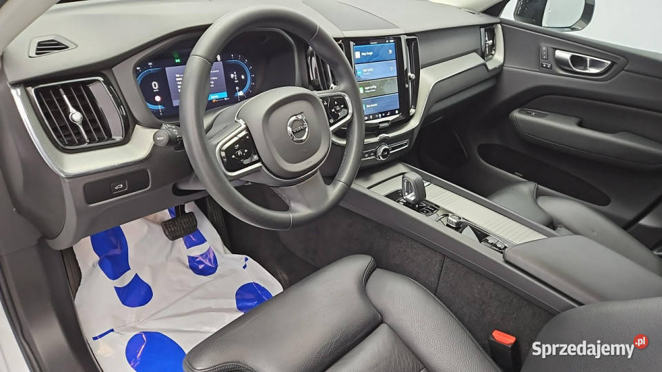 Volvo XC 60 B4 B Plus Dark aut Z Polskiego centralny zamek sprzedam