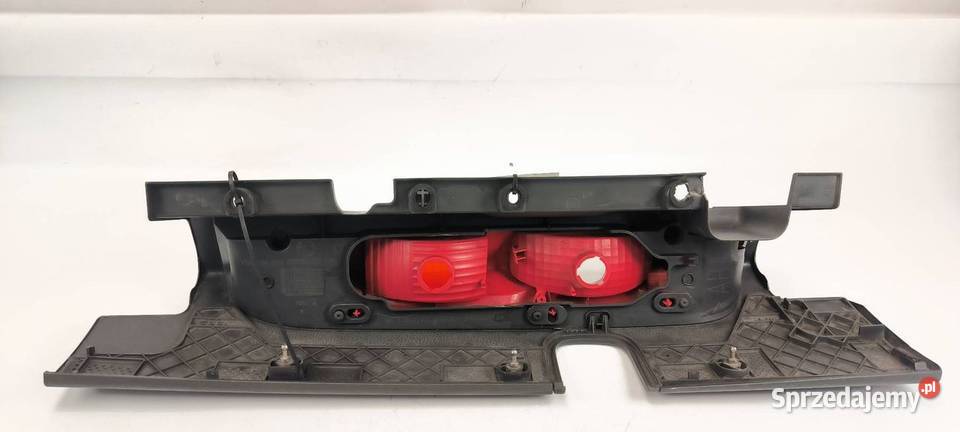 LAMPA PRAWA TYŁ RENAULT TRAFIC II LIFT 93857722 osobowe kujawsko-pomorskie Lipno