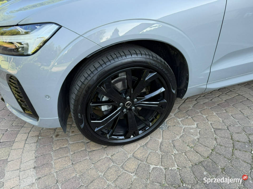 Volvo XC 60 LIFT B5 AWD Black Edition Panorama immobilizer Syców