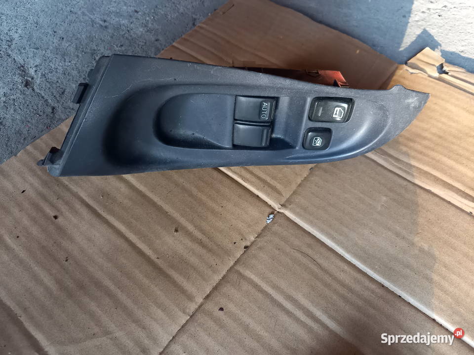 przełącznik szyby szyby przód Nissan Almera N16 małopolskie Kraków