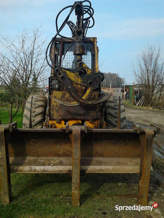 LKT 81 z przyczepą leśną Zgierz