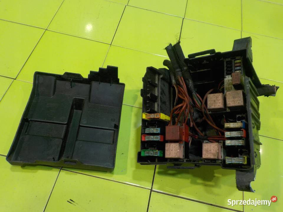 OPEL VIVARO A I 11r 0614 VAN skrzynka mazowieckie