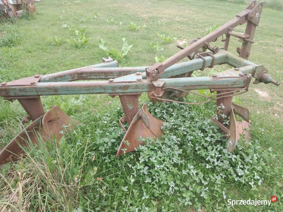 Pług Grudziądz 3 skibowy nieuszkodzony Krajno-Parcele