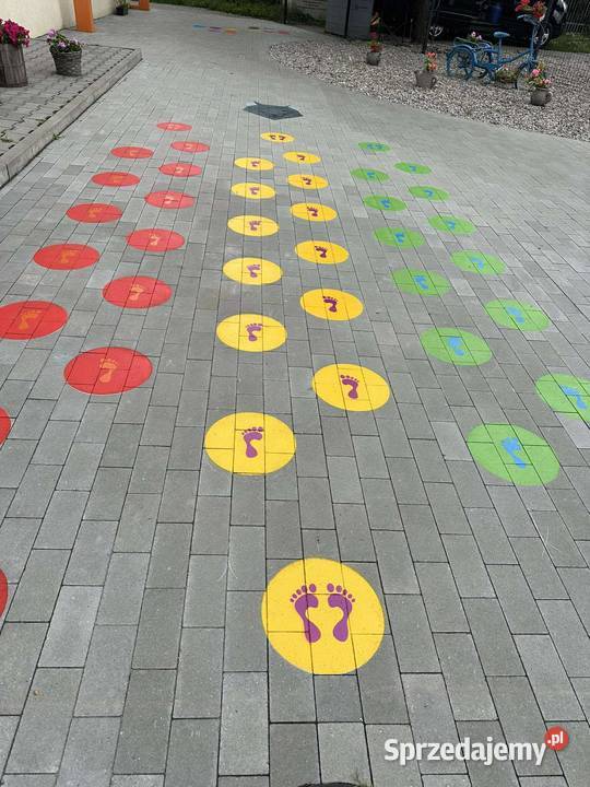 Wilk patrzy 01 gry podwórkowe Strefy Gier Poznań