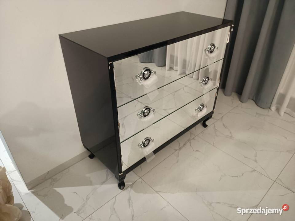 Komoda czarna lustrzana lustro kołatka glamour Komody Kępno