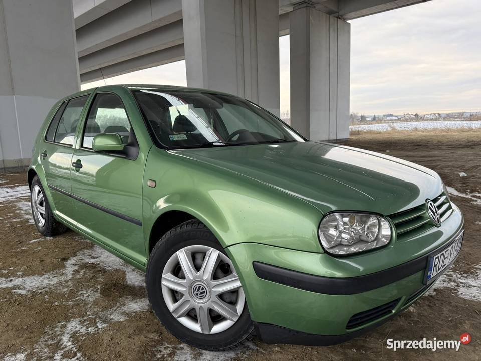 VW Golf 4 14 Benzyna 2002r Ładny Zadbany Dębica