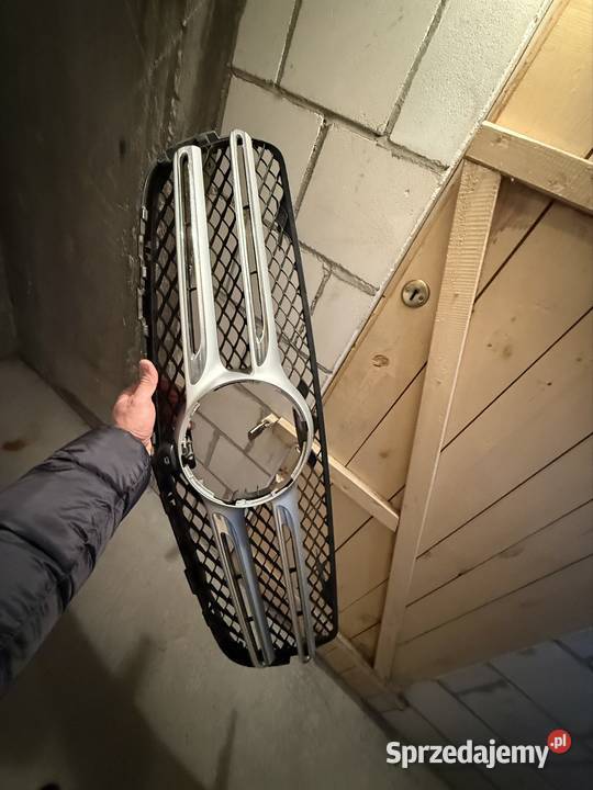 Grill atrapa kamera chłodnicy zderzaka Mercedes Atrapy Chełm