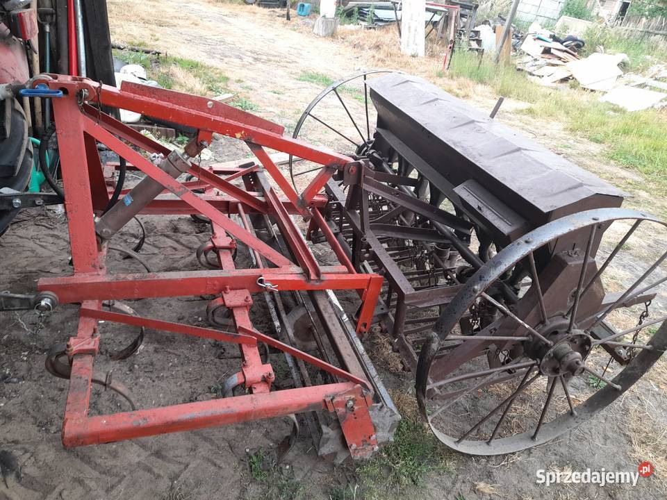 Siewnik z agregatem uprawowym Chojny