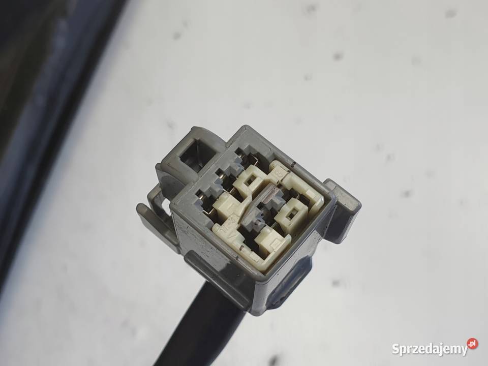 LUSTERKO LEWE Ford Focus II MK2 0407r KIEROWCY 5 Rudka